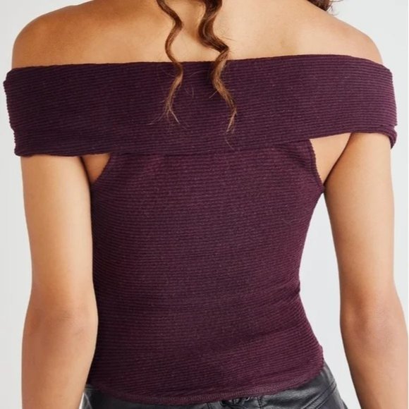 FREE PEOPLE This Cutie Ruched Off-The-Shouder Top Black Raisin - Picture 7 of 7